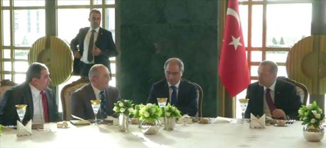 Başkan Koçak Cumhurbaşkanı Erdoğanla Aksarayı Konuştu