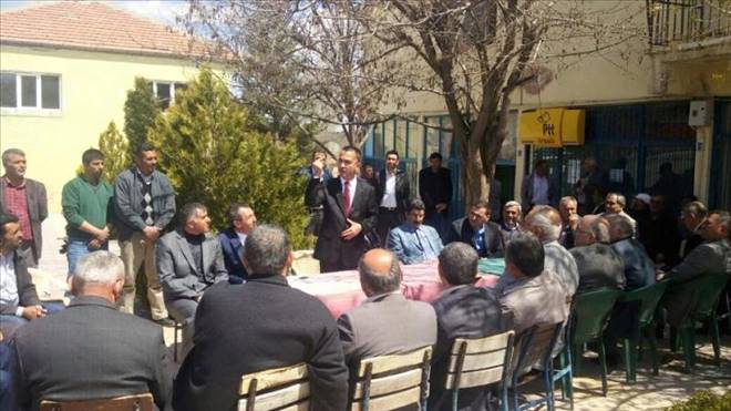 MHP Milletvekili Adayları Ortaköye çıkartma yaptı.