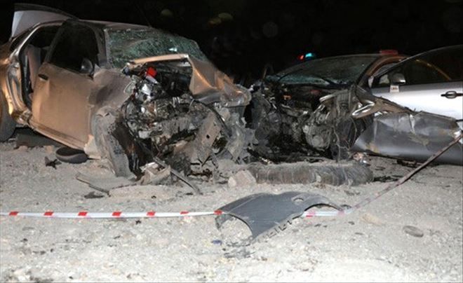 Aksaray Konya  Kara Yolunda feci kaza 3 kişi öldü