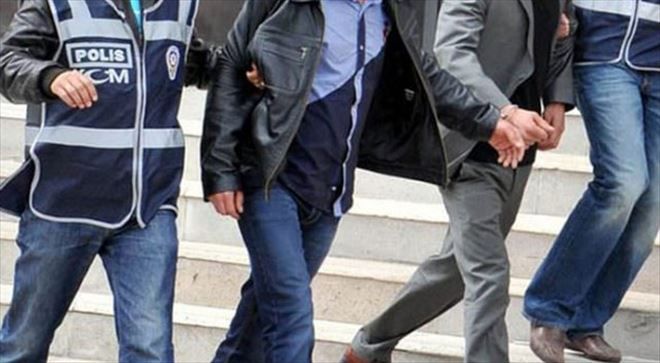 ASÜ de FETÖ operasyonu 3 kişi tutuklandı