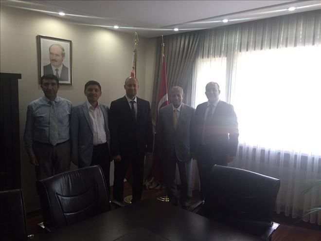 	Saatçioğlu Belarus Cumhuriyet´i İstanbul Başkonsolosu Igor Bely´i ziyaret etti.
