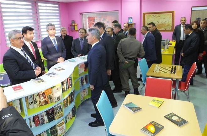 Sultanhanı İlçesine Şehit Ayhan Demirel Kütüphanesi Açıldı 