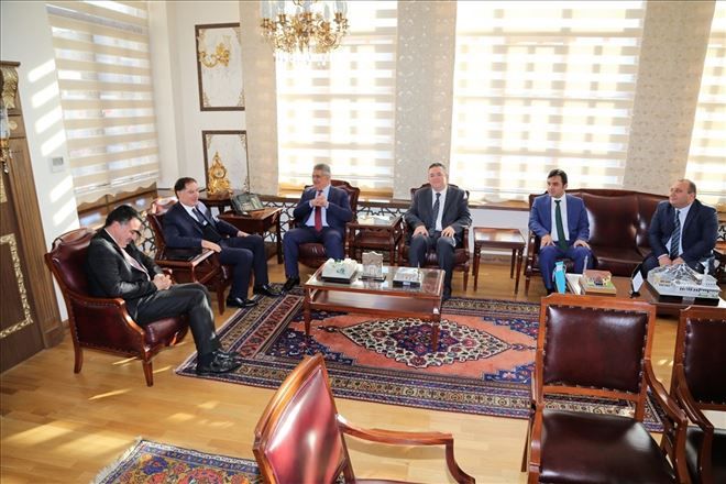 Kamu Başdenetçisi Şeref Malkoç Vali Aykut Pekmez´i ziyaret etti