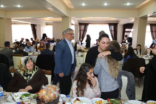 Şehit aileleri ve gaziler için kahvaltı programı düzenlendi
