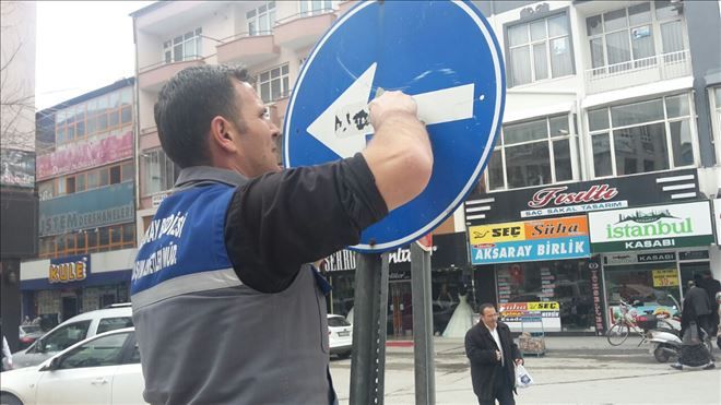 Aksaray Belediyesi Trafik İşaret ve Yön Levhalarını Yeniledi