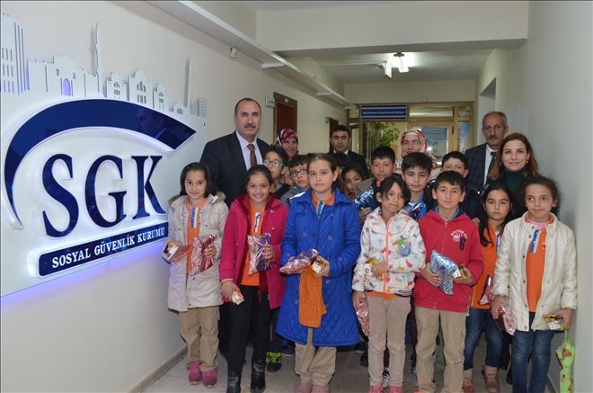 Öğrencilerden Aksaray SGK İl Müdürlüğüne ziyaret.