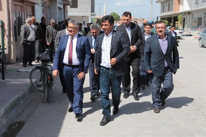 Vali Aykut Pekmez Yenikent Beldesini ziyaret etti 