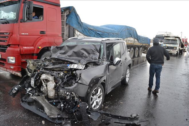 Aksaray-Ankara karayolunda kazalarda 10 kişi yaralandı-aksaray haberleri