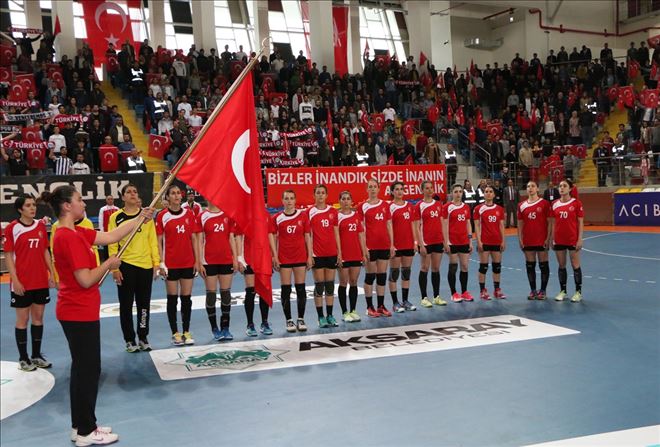 Aksaray´da Oynanan Milli Maçta Türkiye: 30 - Litvanya: 24