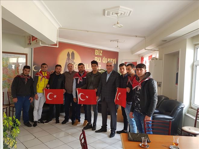 Asker Adayları MHP yi ziyaret ettiler
