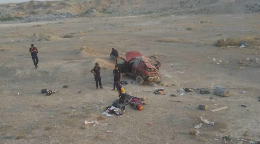 Aksaray Konya Kara Yolunda Feci Kaza 3 Kişi Öldü 4 Kişi Yaralandı