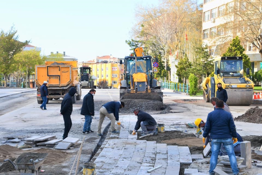 Aksaray Belediyesi  trafiğin daha güvenli ve rahat olması için çalışma başlattı