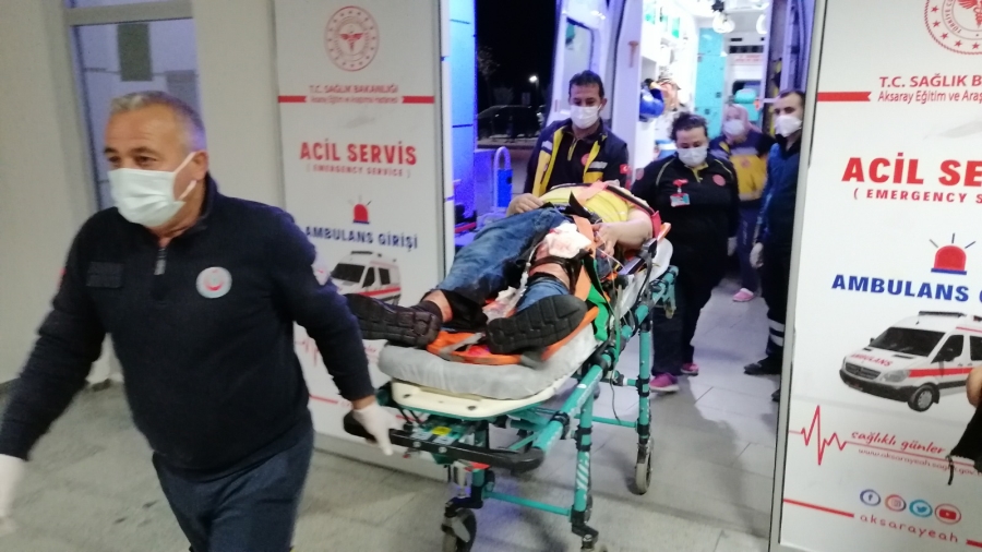  Bacağına Bıçak Saplanan Lokantacı Hastaneye Kaldırıldı