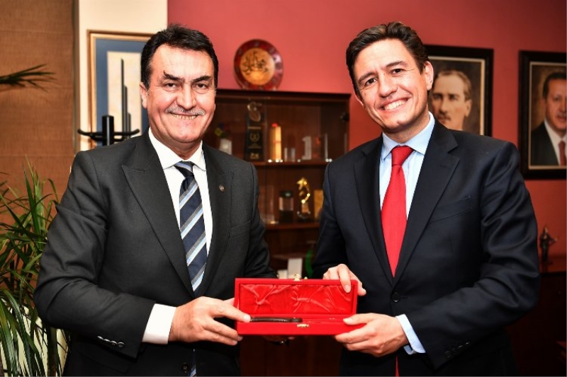 Bulgaristan Ankara Büyükelçisi’nden Başkan Dündar