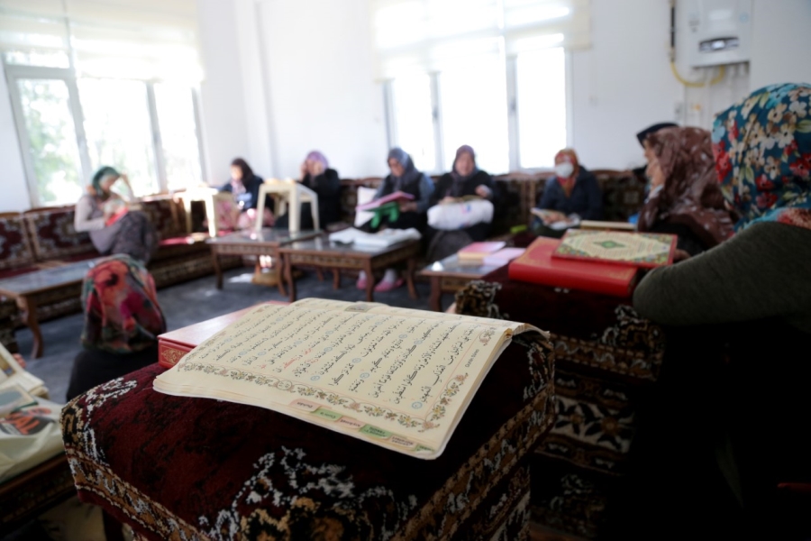Aratol Taziye Evi, Ramazan Ayı’nda Mukabele Programlarına Ev Sahipliği Yapıyor
