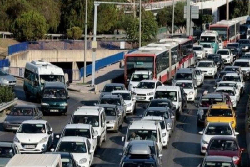 İzmir’de Mart ayında 46 bin 122 taşıtın devri yapıldı