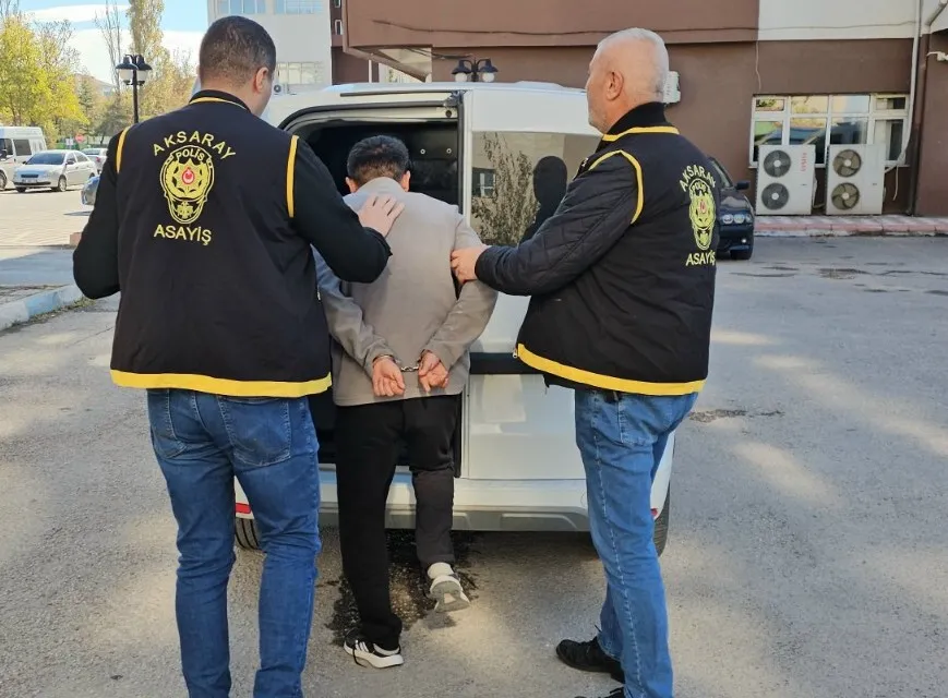 Aksaray Polisi Çeşitli Suçlardan Aranan 14 Kişiyi Yakaladı
