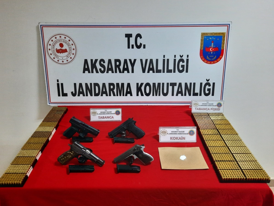Aksaray’da Ruhsatsız Silah ve Uyuşturucu Madde Ticareti Yapan Şahıs Yakalandı