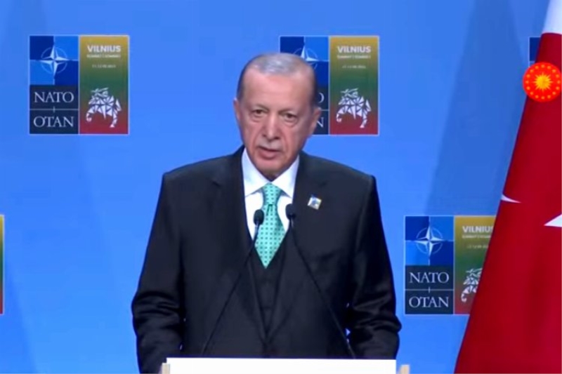 Erdoğan: Kırmızı çizgimiz terörle amansız ve 