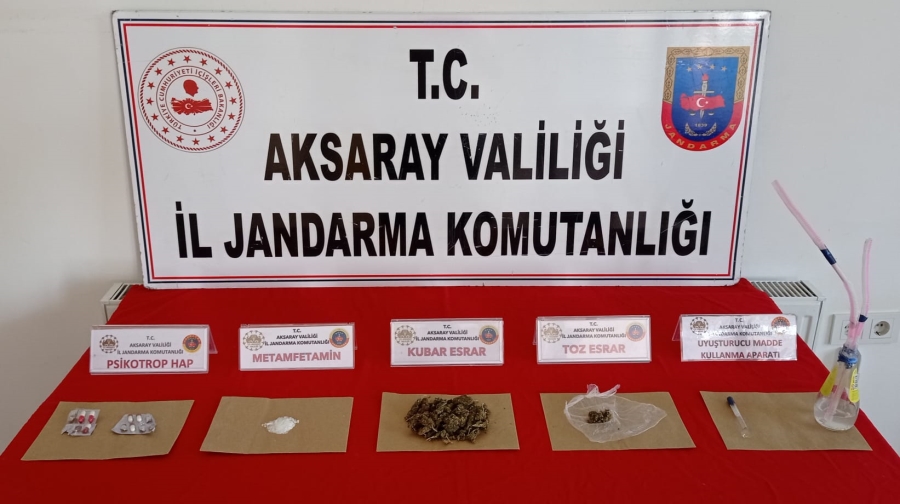 Aksaray’da Üzerinde çok sayıda uyuşturucu bulunduran şahıs yakalandı