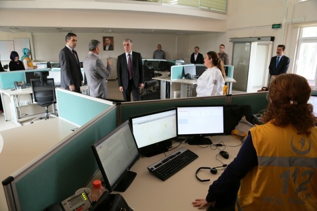 Aksaray Valisi Şeref Ataklı kamu kurumlarına ziyaret etti