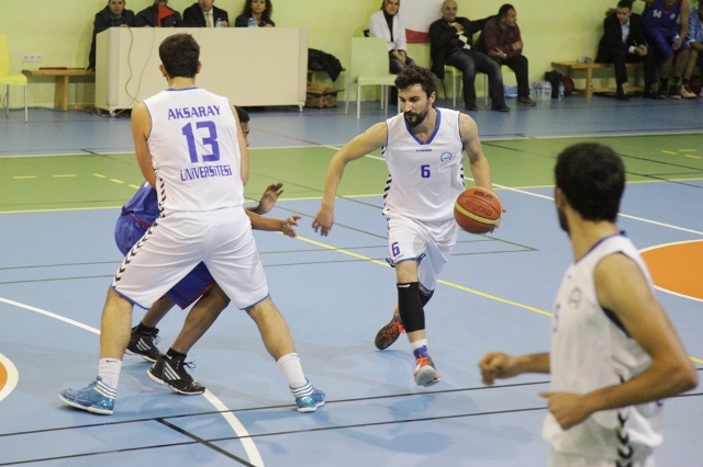 ASÜ Erkek Basketbol Takımı Süper Lige yükseldi 