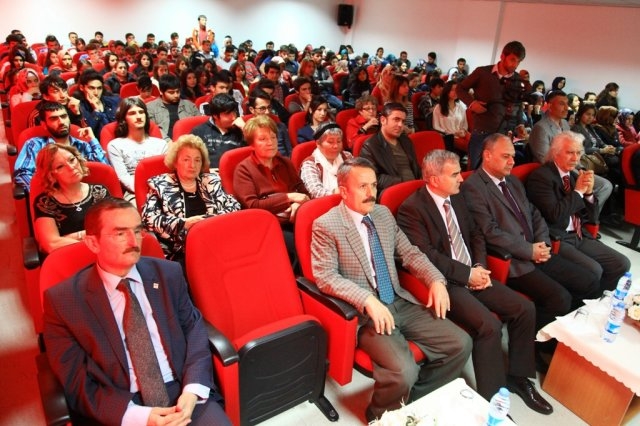 ASÜ`de `Türkiye`de Sanat Algısı` konulu panel düzenlendi 