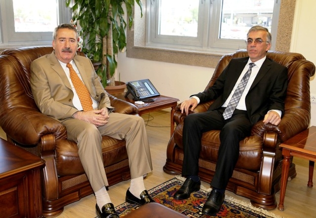 Diyarbakır Valisi Kıraç, Vali Ataklı`yı ziyaret etti