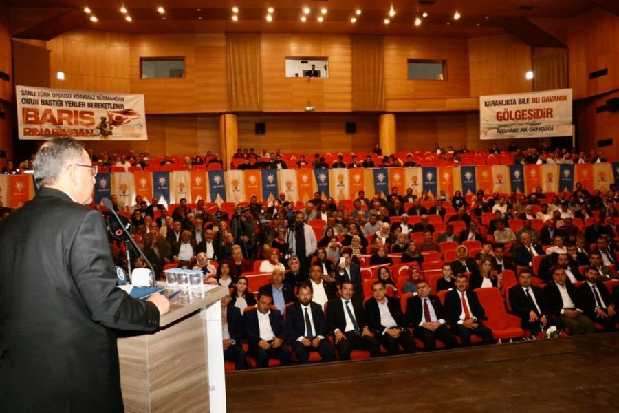 Mehmet Özhaseki Aksaray’da Ak Partinin Düzenlediği Toplantıya Katıldı
