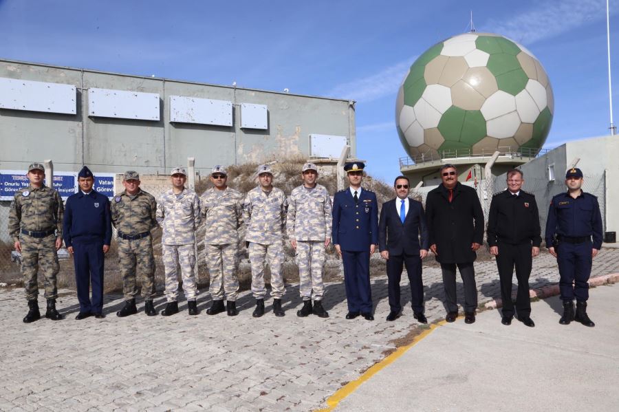 Aksaray Valisi Ekecik Hava Radarını Ziyaret Etti