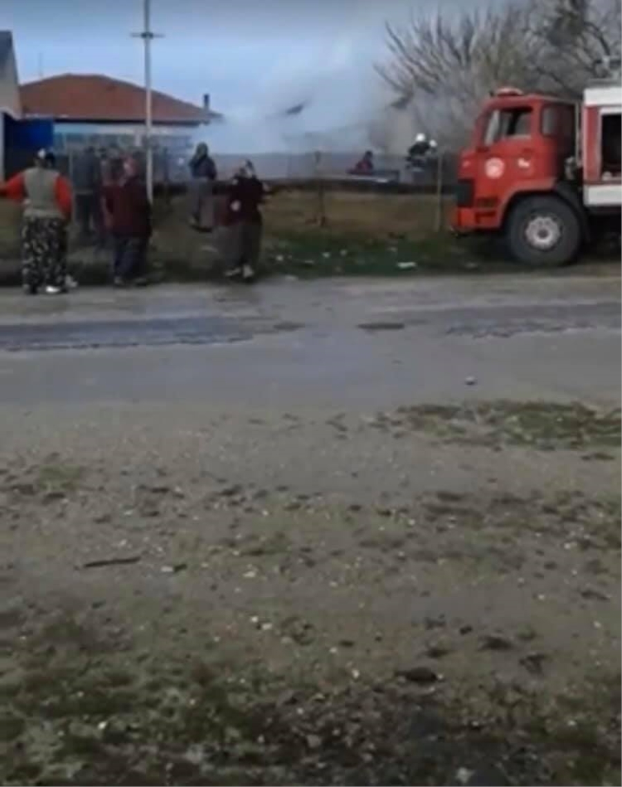 Ortaköy Balcı Köyünde Ev Yangını