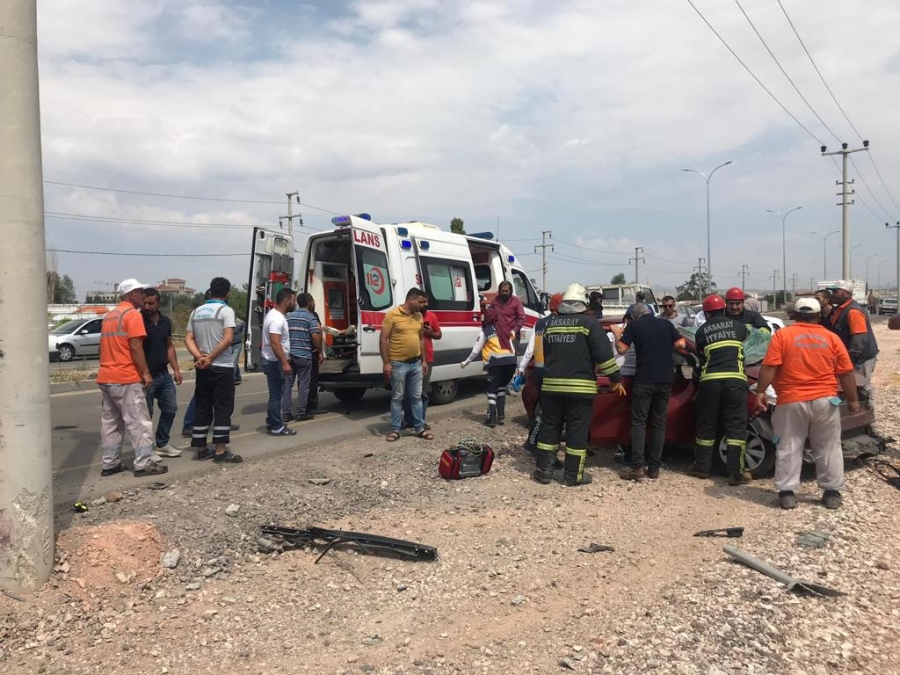 Aksaray da Hastane civarında kaza;1 kişi Öldü 1 kişi yaralandı