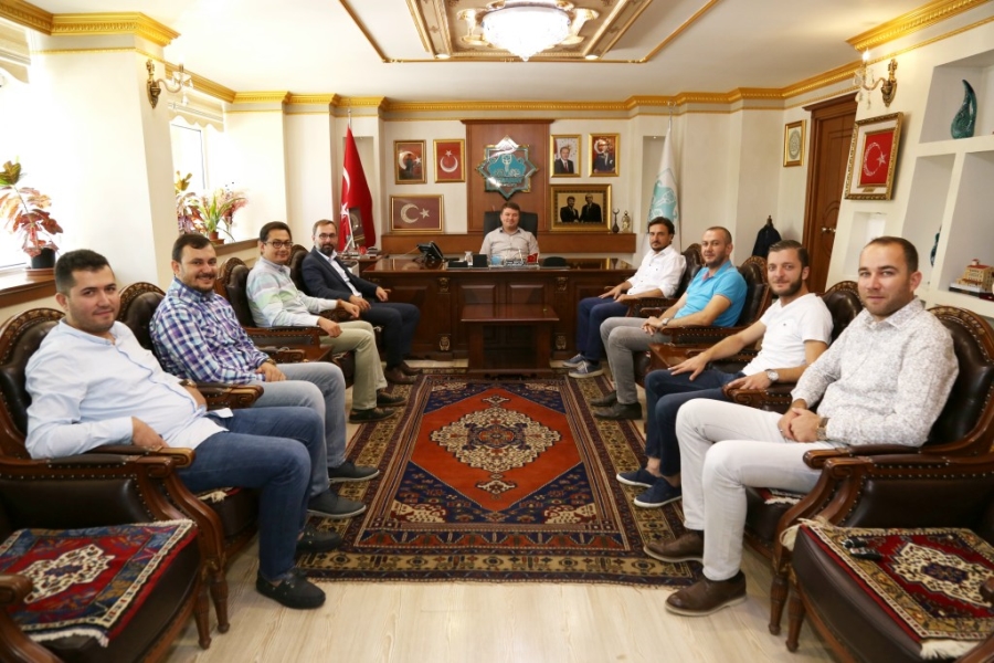 Başkan Dinçer, Aksaray Belediyespor Yönetimi İle Bir Araya Geldi