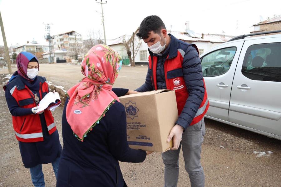 Aksaray Belediyesinden İhtiyaç Sahibi Ailelere Gıda Yardımı 