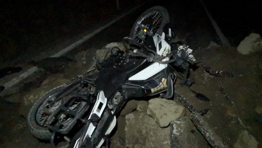 Aksaray Güzelyurt ta meydana gelen motosiklet kazasında 1 kişi öldü 1 kişi ağır yaralandı