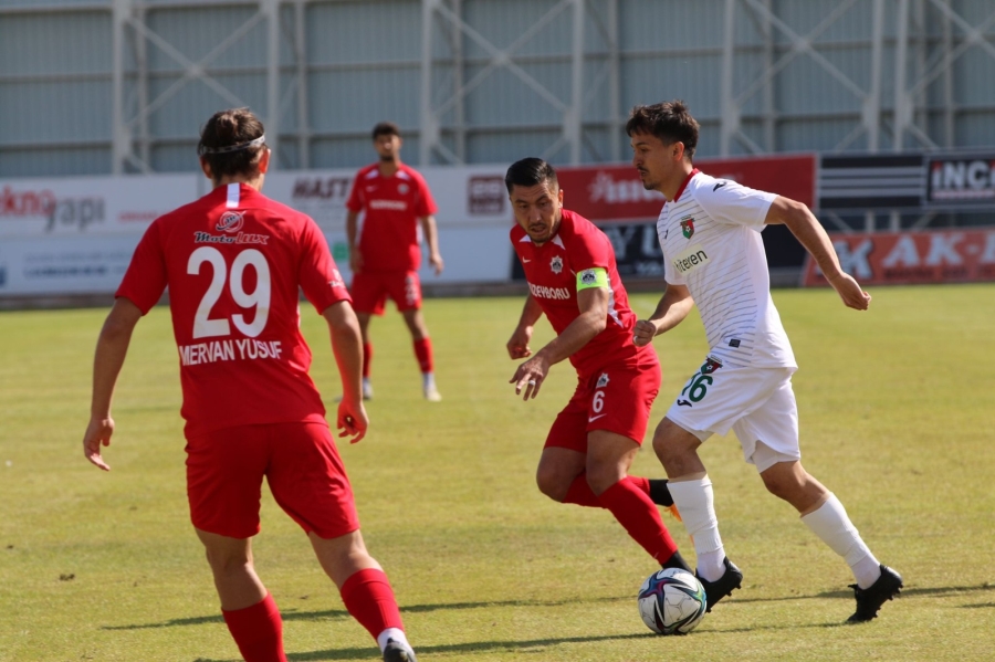 Aksarayspor Ziraat Türkiye kupası müsabakalarında rakibi Bayrampaşa sporu 3-0 yenerek 3. Tura yükseldi