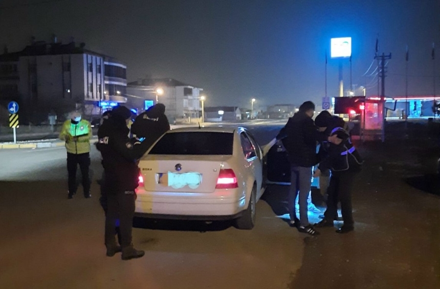 Aksaray Polisi Tarafından Aranan 30 Şahıs Yakalandı 11 Şahıs Tutuklandı 