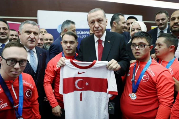 Cumhurbaşkanı Erdoğan Futsal Millî Takımı