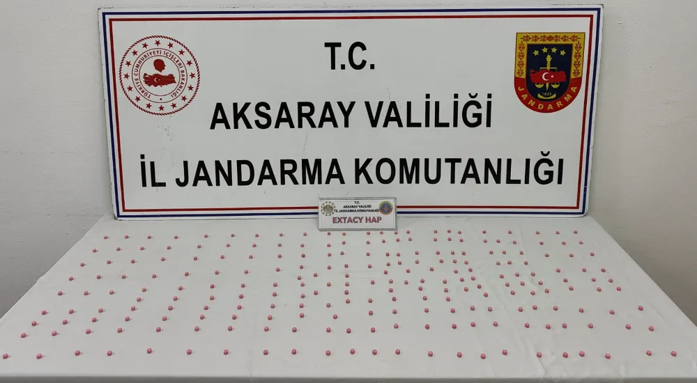 Aksaray jandarması yüzlerce uyuşturucu hap ele geçirdi 1 kişi gözaltına alındı 