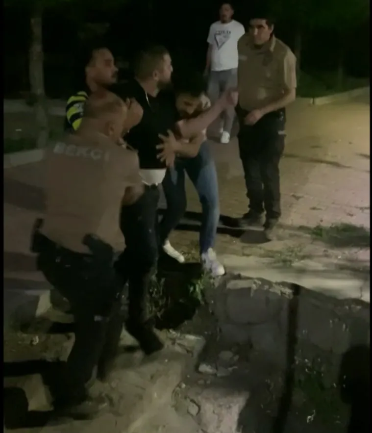Üç defa Kavga Ettiler Polis Geldi Şikayetçi Olmadılar 
