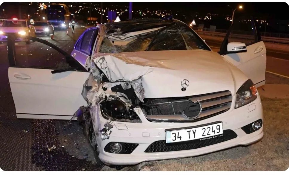 Aksaray’da Alkollü Aday Sürücü Tıra Çarptı: Otomobil Hurdaya Döndü, Ehliyet Daimi İptal