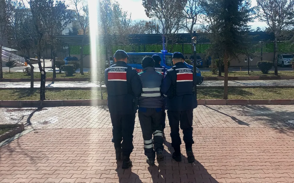 Aksaray’da Hırsızlık Suçundan Aranan Şahıs Yakalandı