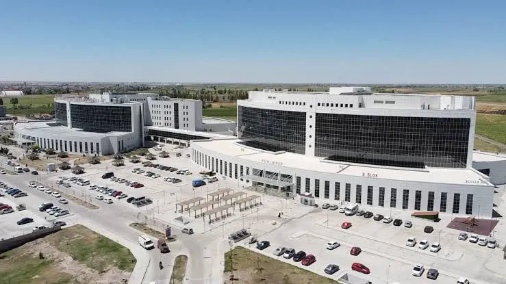 Aksaray’a 13 Yeni Hekim Atandı: Sağlık Ordusu Güçleniyor