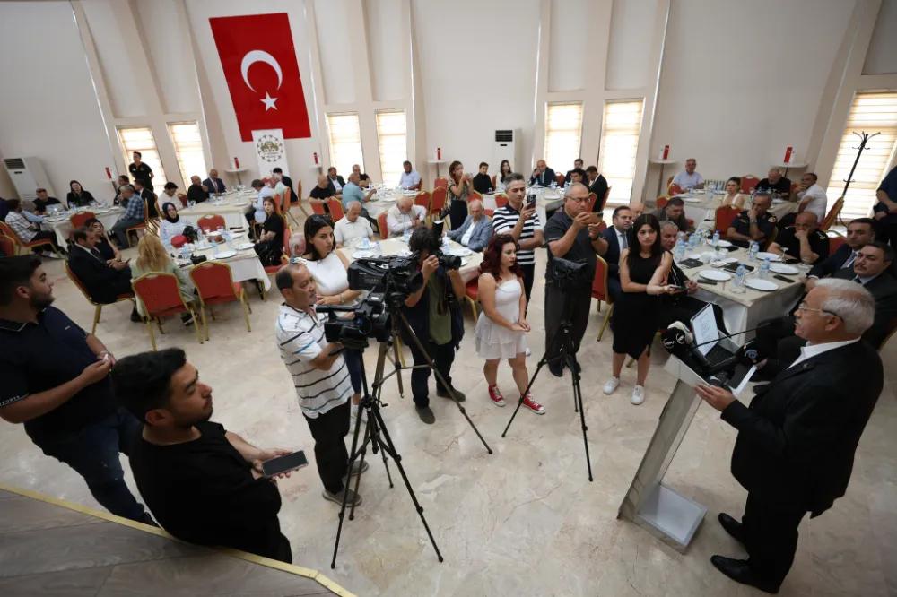 Aksaray’ın Geleceği İçin Basınla Elele: Vali Kumbuzoğlu’ndan Samimi Mesajlar