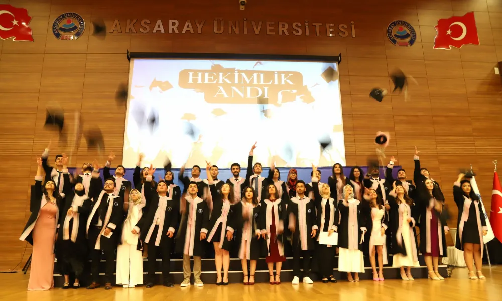 ASÜ Tıp Fakültesi üçüncü dönem mezunlarını uğurladı