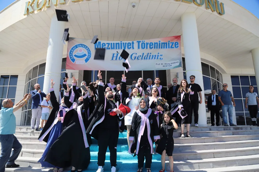 ASÜ’de mezuniyet törenleri Güzelyurt MYO ile sona erdi