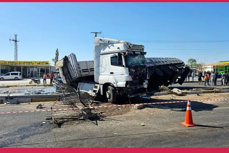 Aksaray’da Zincirleme Kaza: 3 Yaralı