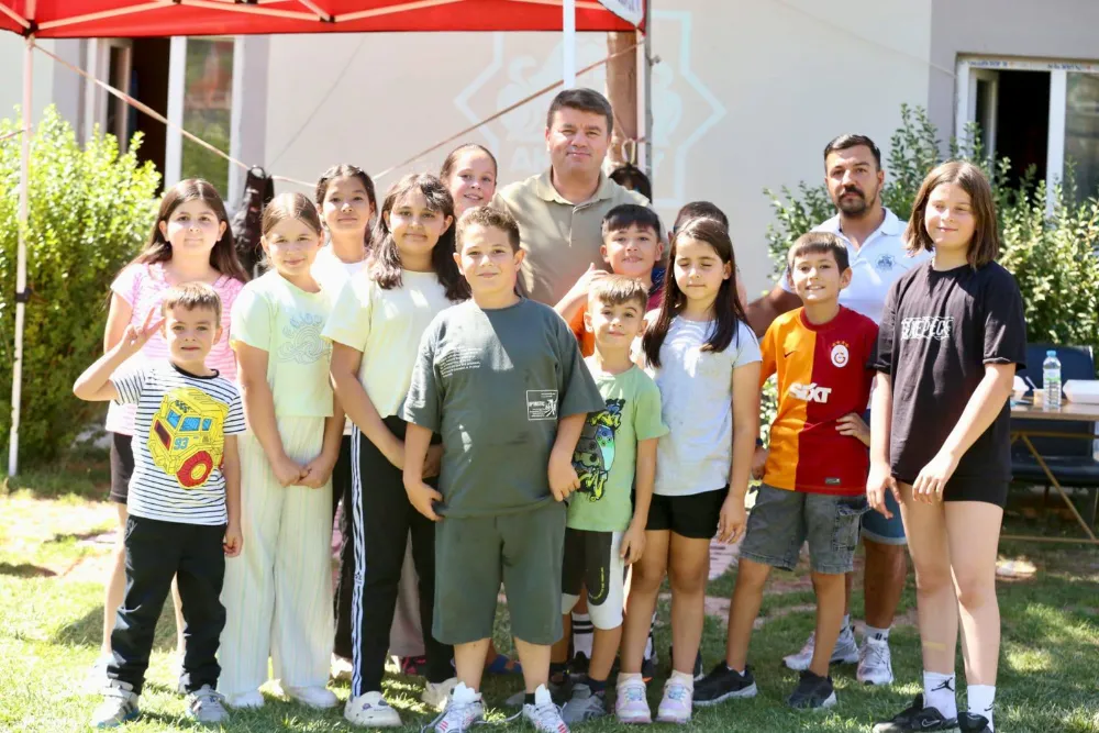 Başkan Dinçer “Mutlu Çocuklar, Umut Dolu Yarınların Teminatıdır”