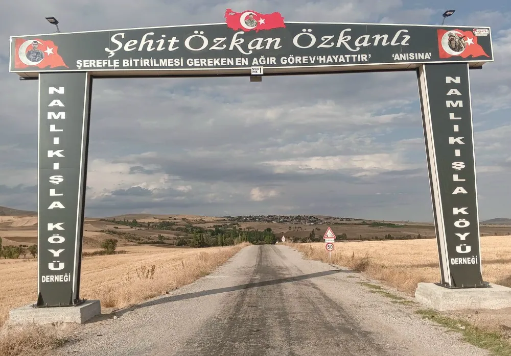 Şehidimizin Adı Köy Girişinde Yazıldı
