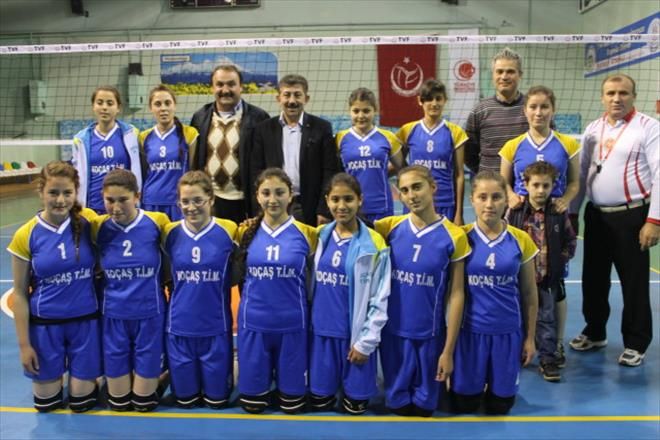 Spor salonu olamayan gençlerden büyük başarı